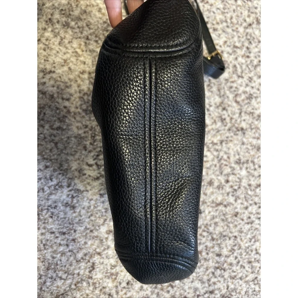 MICHAEL KORS Medium Pebbled Leather Black Bag‎ Crossbody No Scraches Or Damages